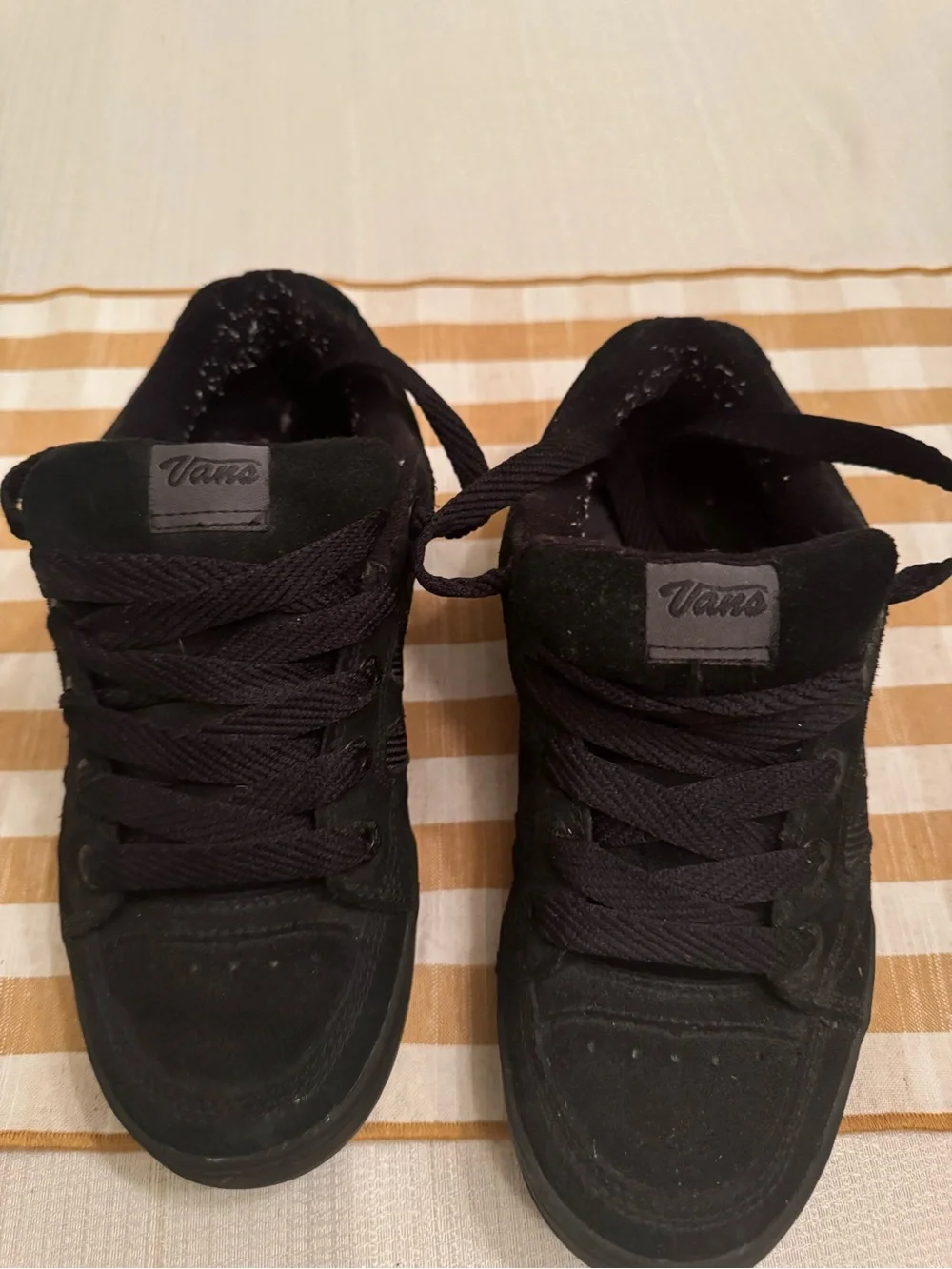 Vans Black Low-Top Suede Sneakers